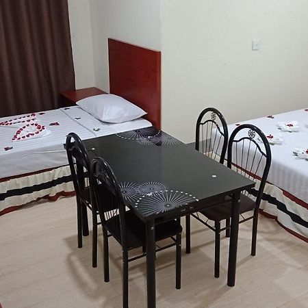 Hato Inn Янгон Екстер'єр фото