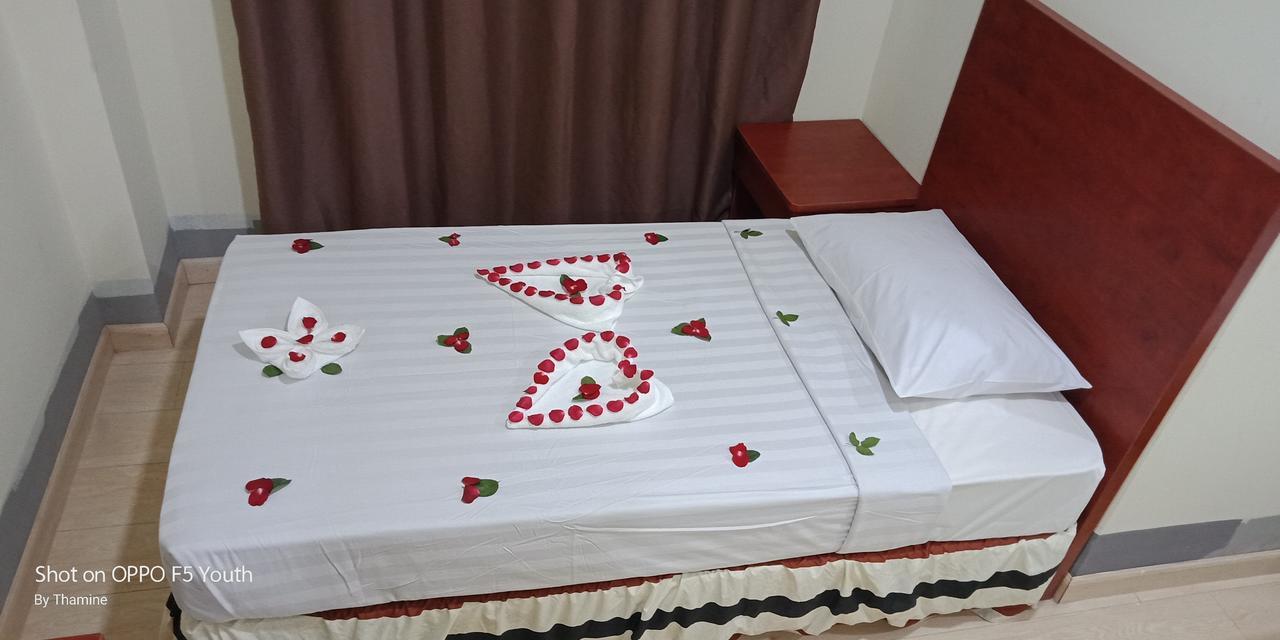Hato Inn Янгон Екстер'єр фото