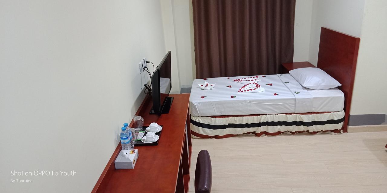Hato Inn Янгон Екстер'єр фото